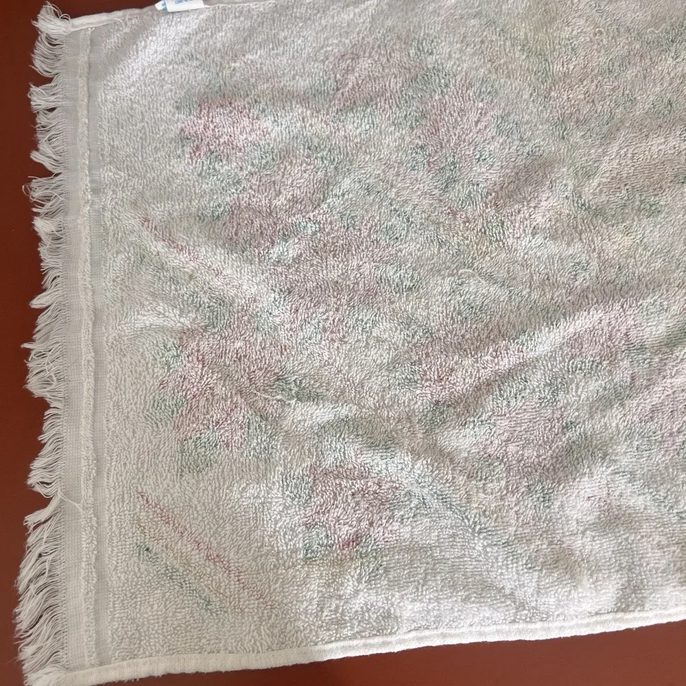 Vintage Hand‎ Towel Christmas Poinsettia Holly Fringe Kitchen Decor USA
